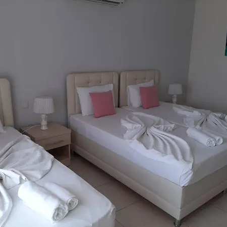Defne Lorina Hotel