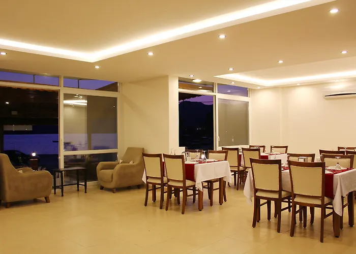 Hotel Defne Lorina 2*