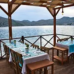Hotel Defne Lorina 2*