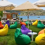 Hotel Defne Lorina
