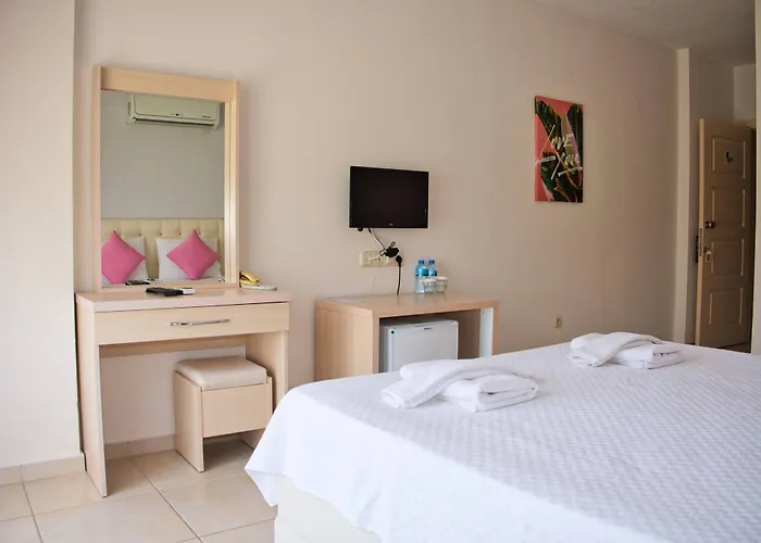 Otel Defne Lorina Marmaris